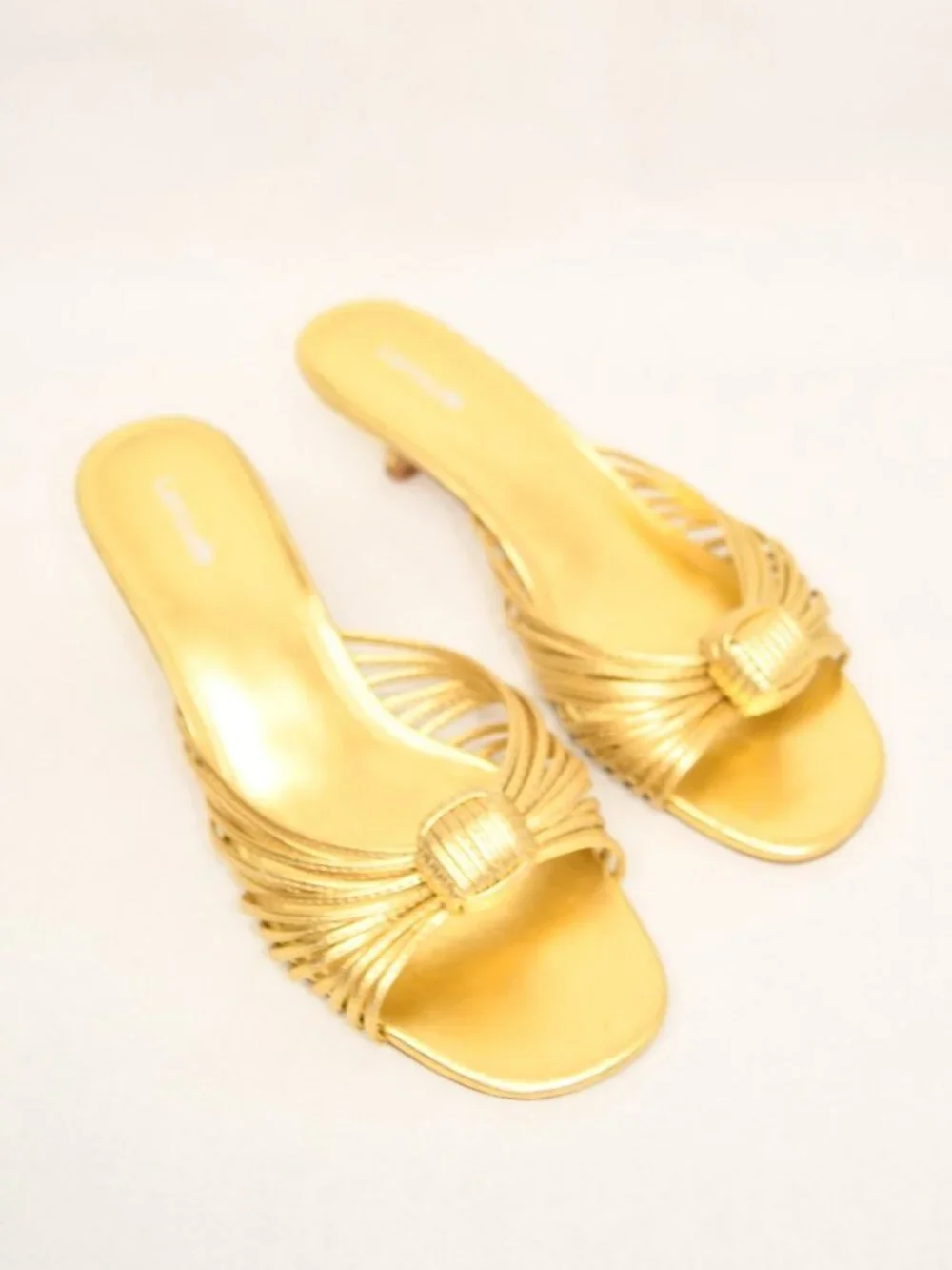 $320 Larroude Valerie KNOT Kitten Heel Strappy Sandal GOLD EATHER 8.5 (DD3)